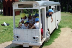 bus_children